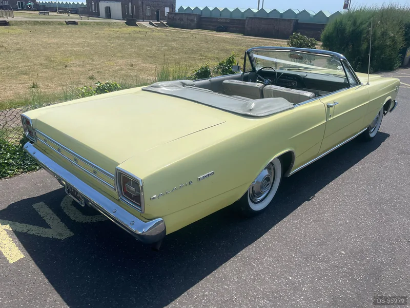 1966 Ford Galaxy in Brighton 8
