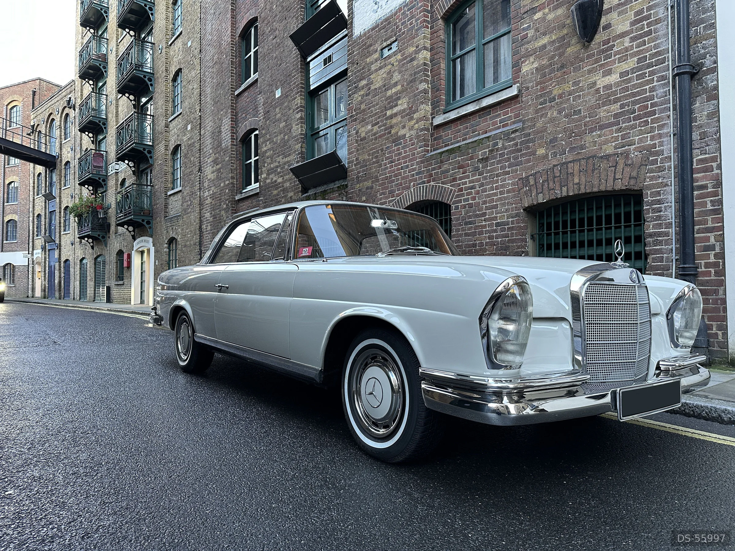 1963 Mercedes-Benz 220SEb