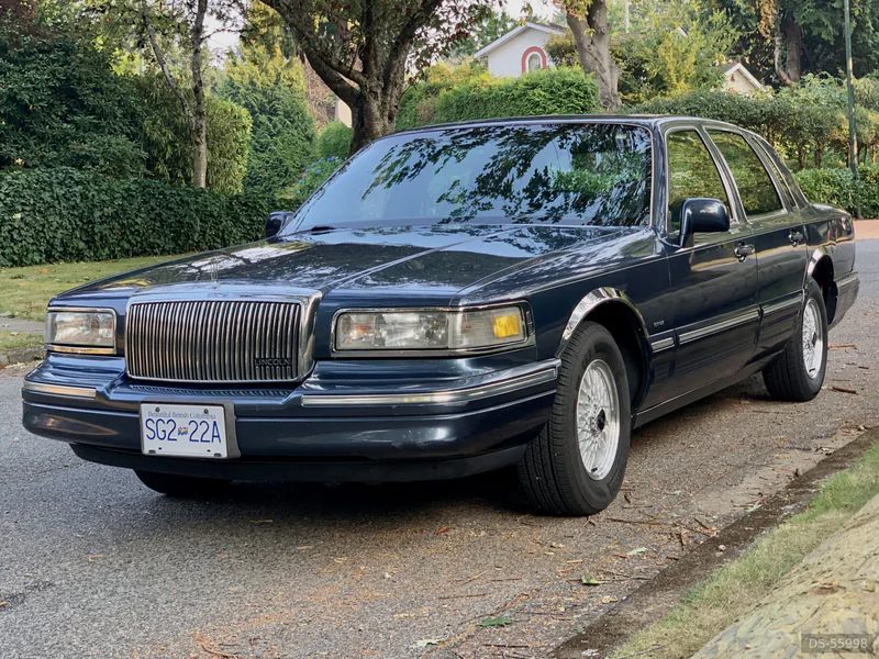 1996 Lincoln Town Car in Vancouver