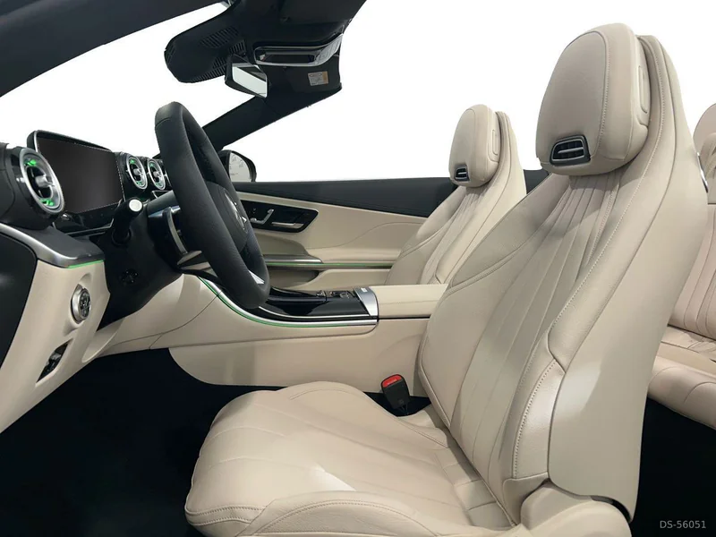 2025 Mercedes-Benz Cle Cabrio in Milano 4