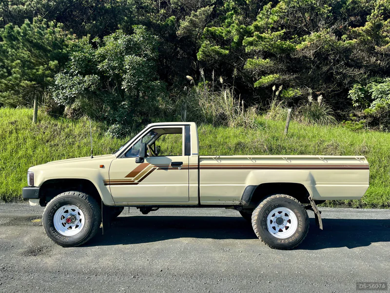 1989 Toyota Hilux in Auckland