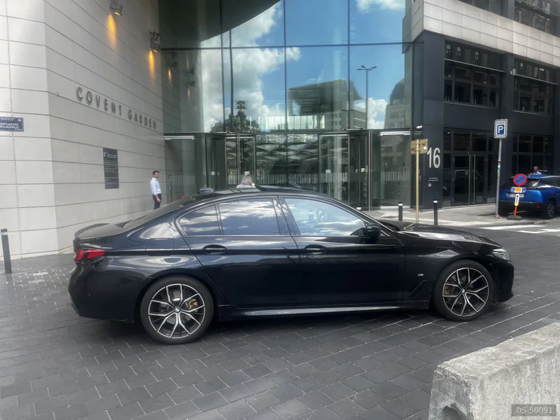 2023 BMW 520 in Enghien 3