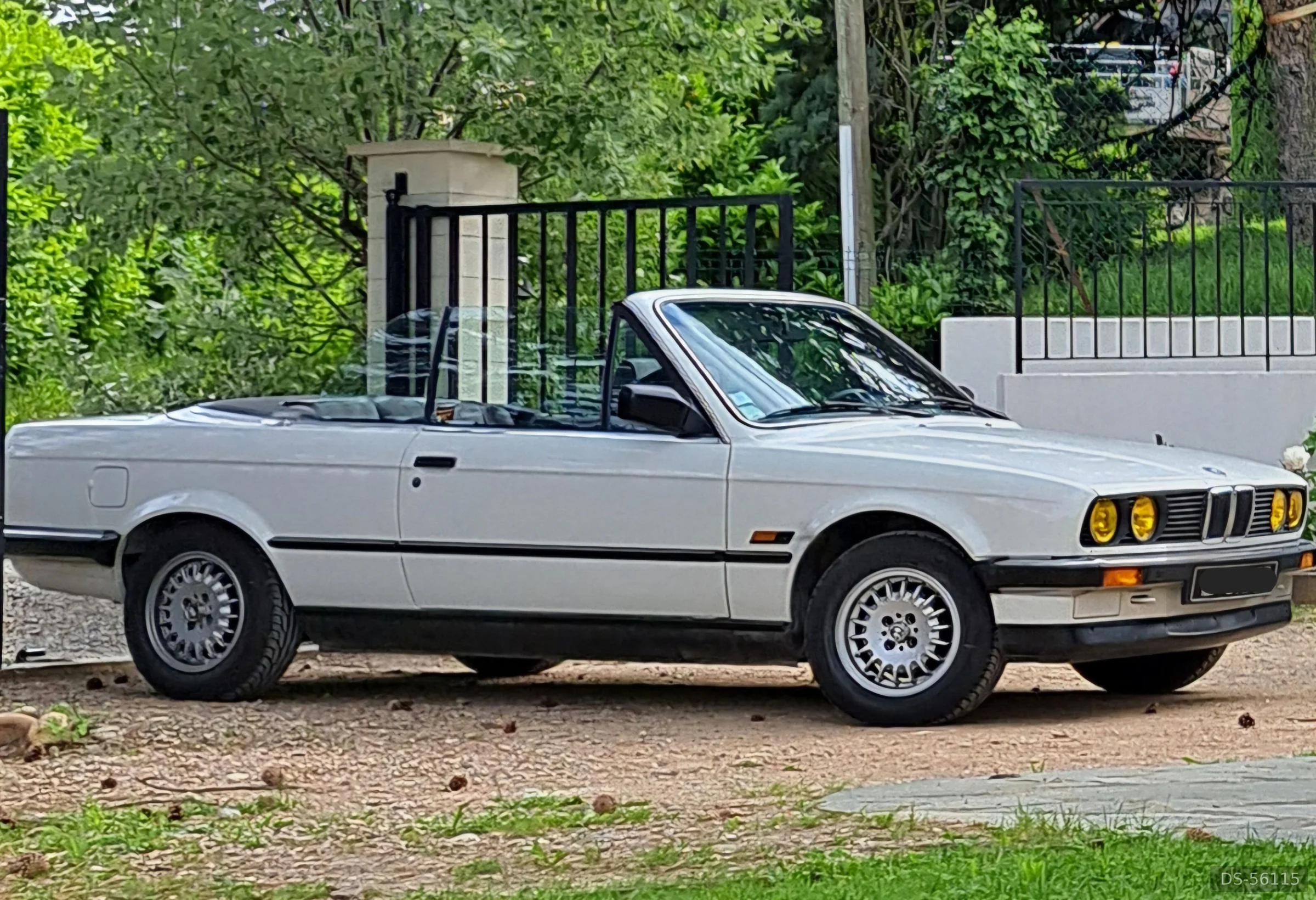 1989 BMW 320i E30