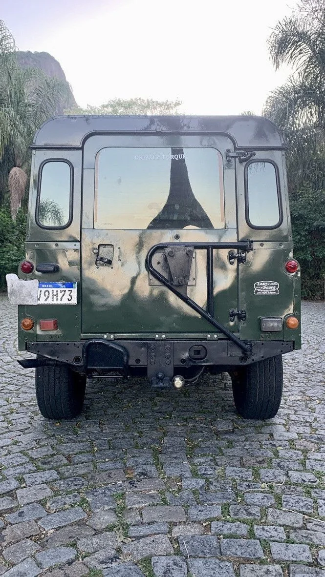 2000 Land Rover Defender in Brasilia 9