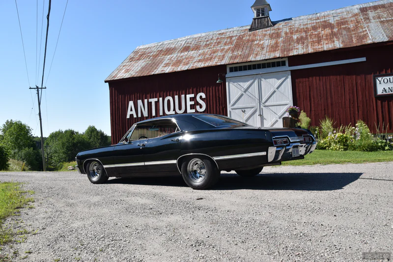 1967 Chevrolet Impala in Whitby 4