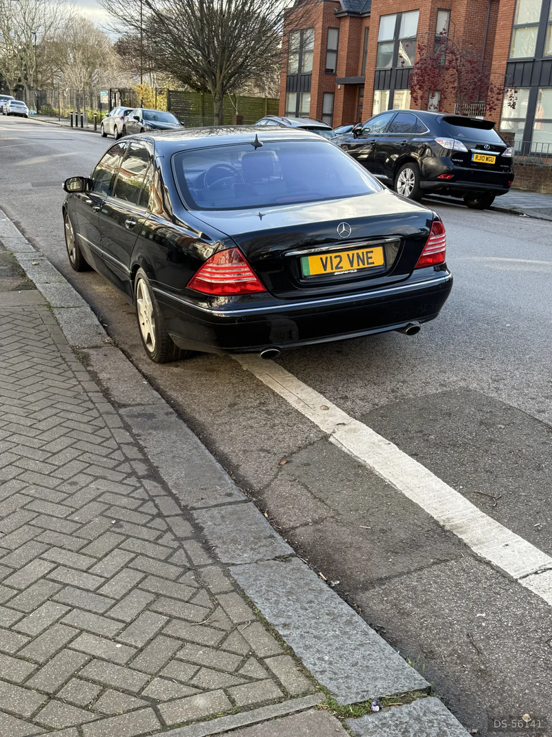 2003 Mercedes-Benz S600 in Lewisham, London 3