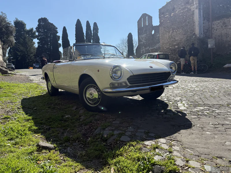1970 Fiat 124 Sport Spider in Roma 7
