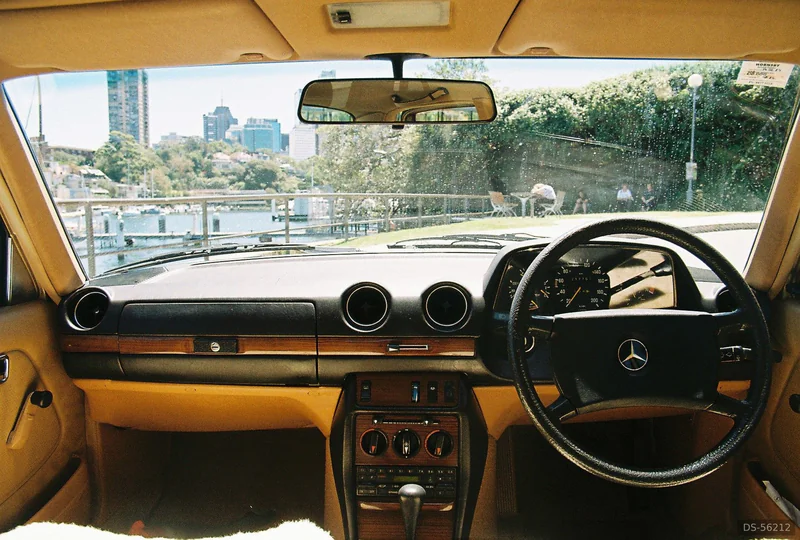 1984 Mercedes-Benz 230 E W123 in Sydney 10