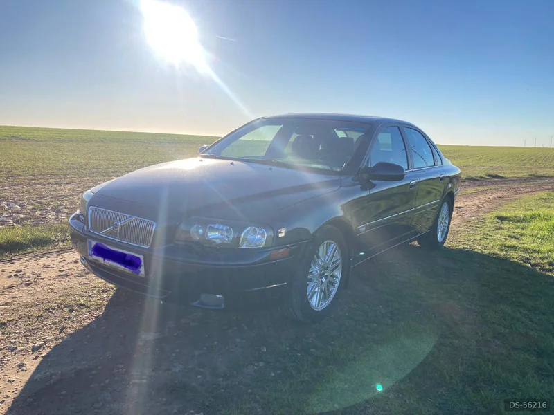 2001 Volvo S80 Executive in Madrid 4