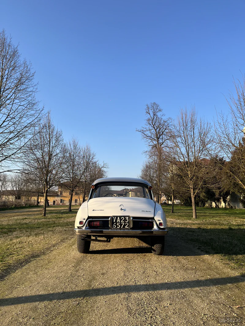 1969 Citroen Ds in Carignano