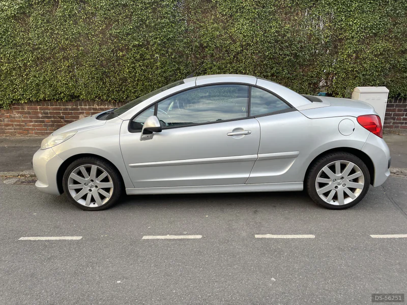 2008 Peugeot 207 Cc 2008 Diesel Convertible 1.6 Hdi in Manchester 2