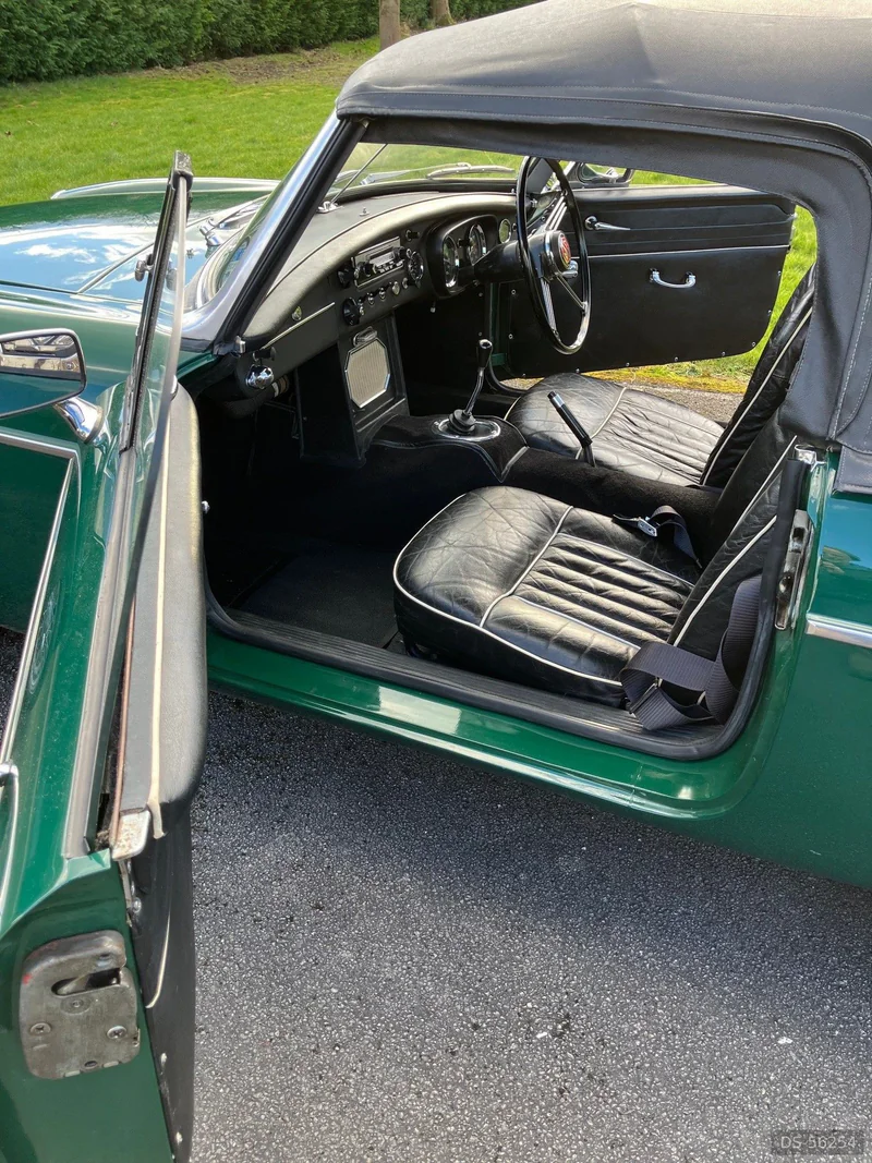 1965 MG Mgb Roadster in Nottingham 5