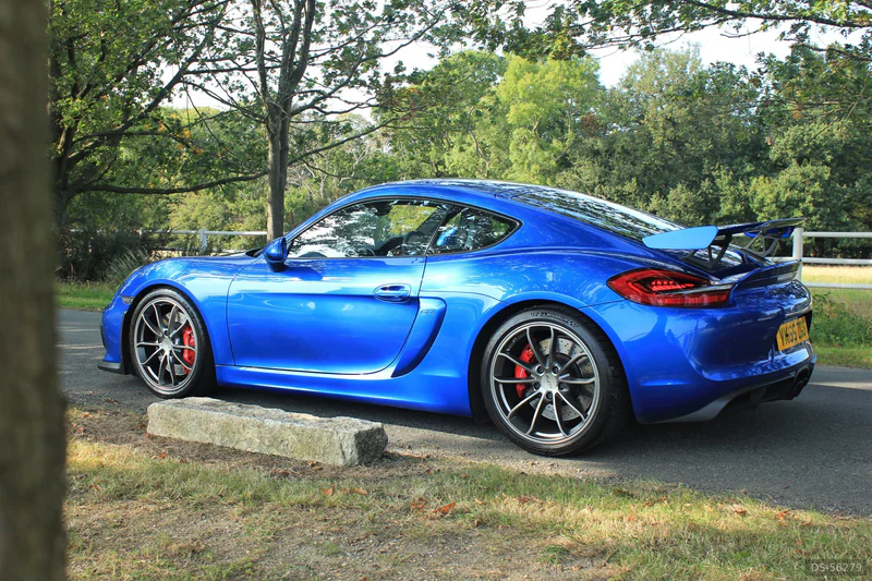2015 Porsche Cayman GT4 in Bracknell 3