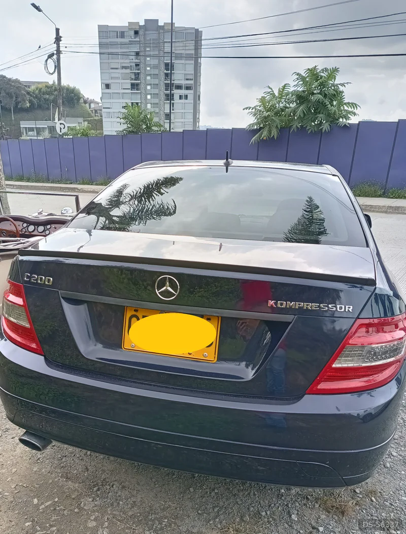 2008 Mercedes-Benz 2008 in Manizales 2