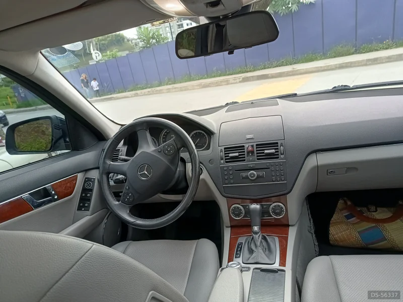 2008 Mercedes-Benz 2008 in Manizales 5