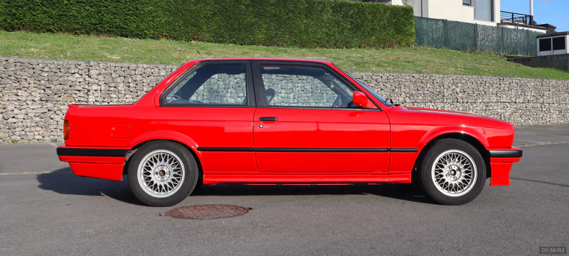 1989 BMW 318 Is in Bilbao 3