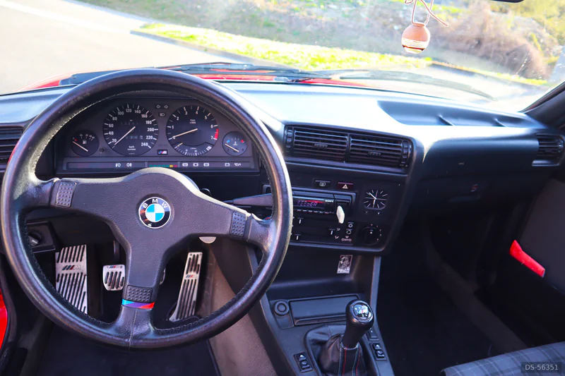 1989 BMW 318 Is in Bilbao 7