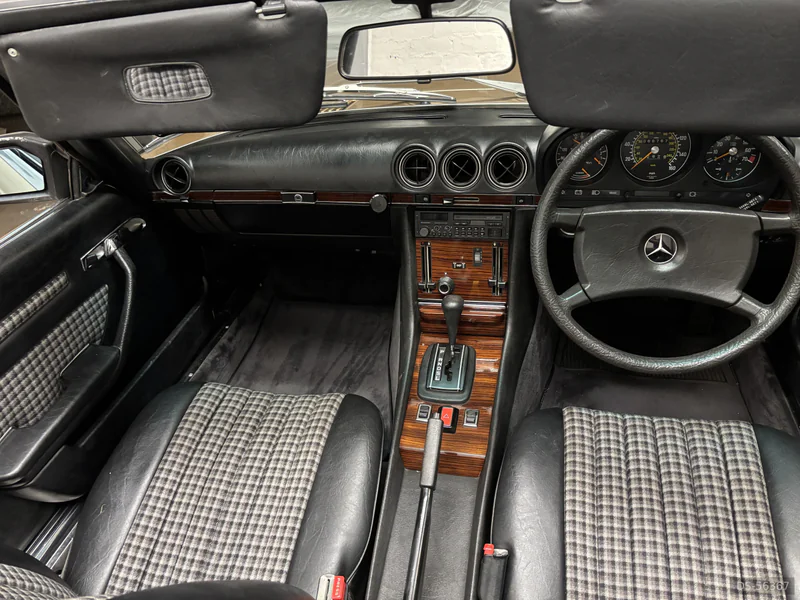 1981 Mercedes-Benz Sl380 in Hull 12