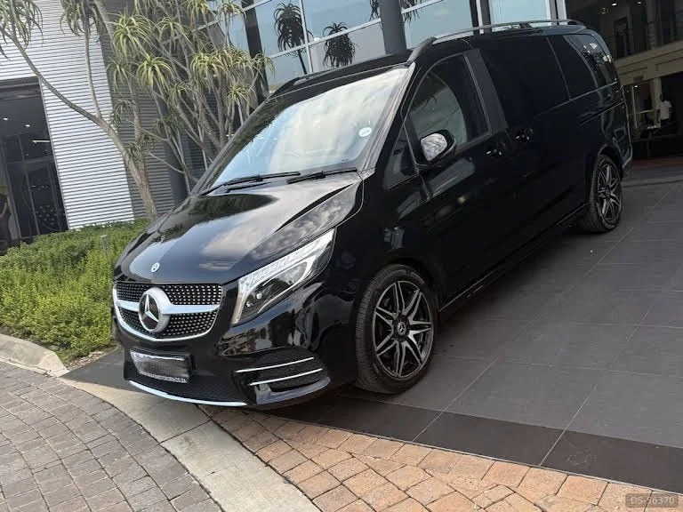 2022 Mercedes-Benz V300d in Pretoria 10