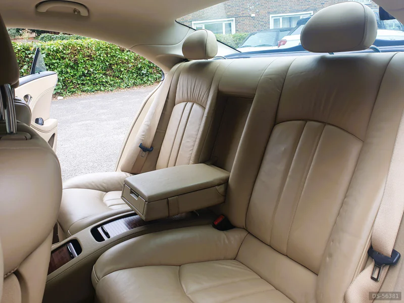 2005 Mercedes-Benz 350cls in London 3