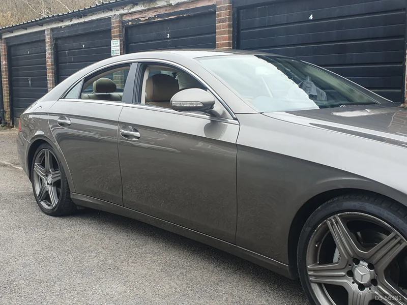 2005 Mercedes-Benz 350cls in London 4