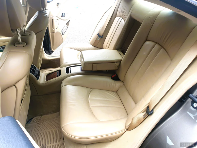 2005 Mercedes-Benz 350cls in London 7