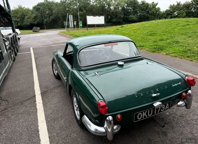 1963 Triumph Spitfire Mk 1 in Lingfield 5