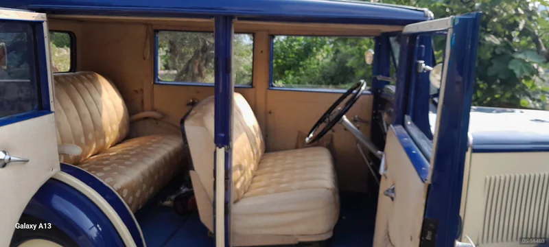 1932 Renault Monoquatre in Orvieto 8