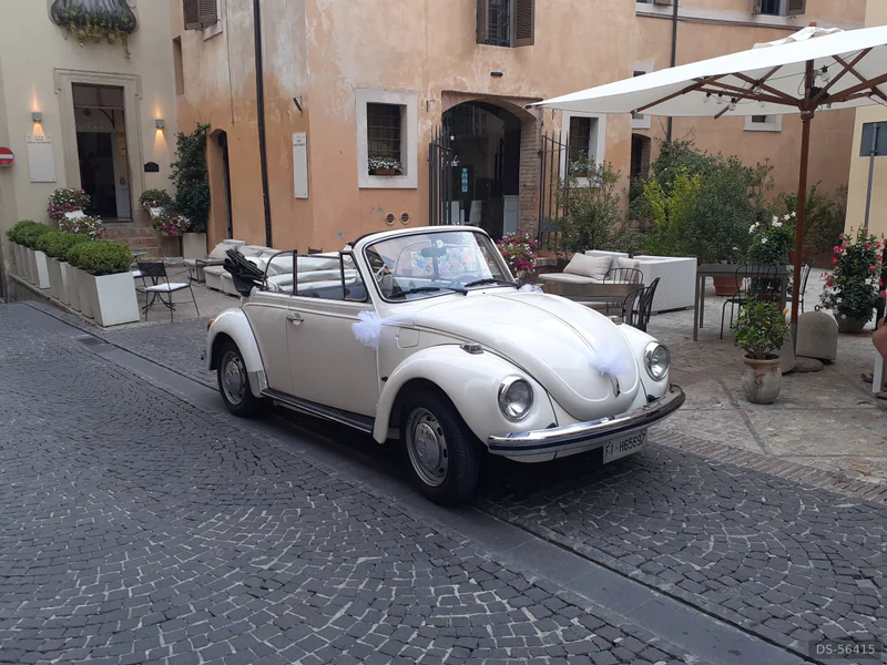 1973 Volkswagen Maggiolino Cabrio in Assisi 4
