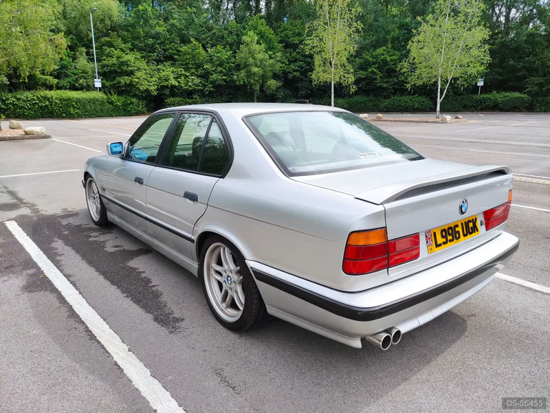 1993 BMW 5 Series in London 4