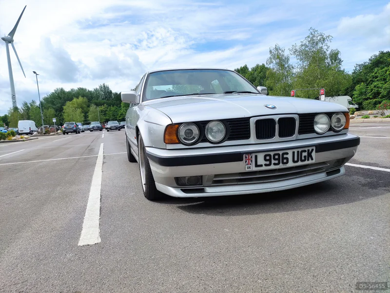 1993 BMW 5 Series in London 8