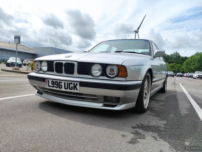 1993 BMW 5 Series in London 9