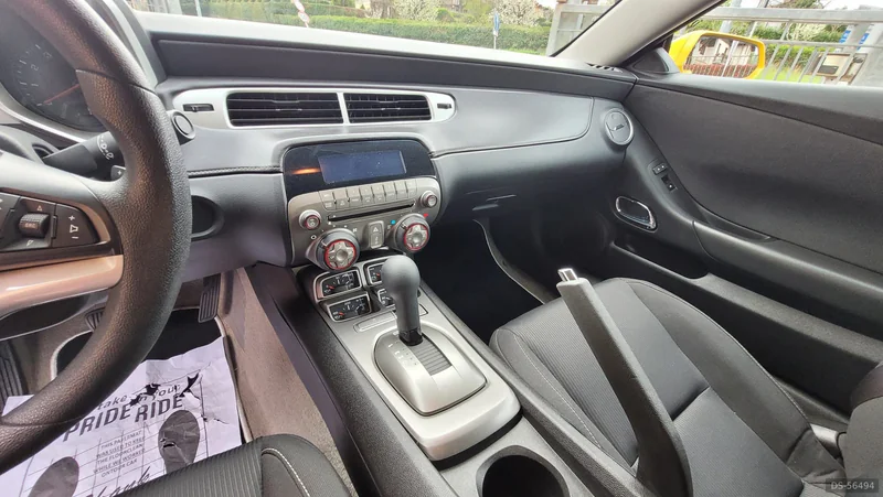 2012 Chevrolet Camaro 5th Gen Bumbleebee Edition in Bodio Lomnago 10