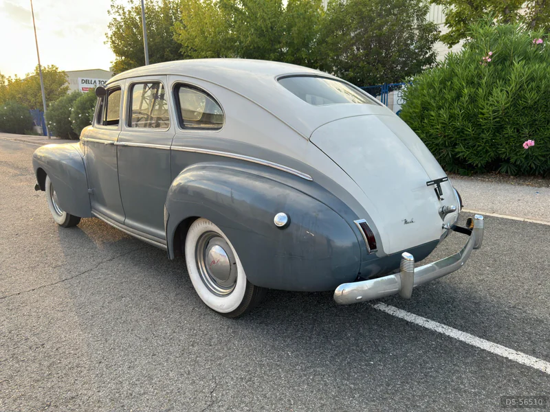 1941 Nash Ambassador Six in Logroño 2