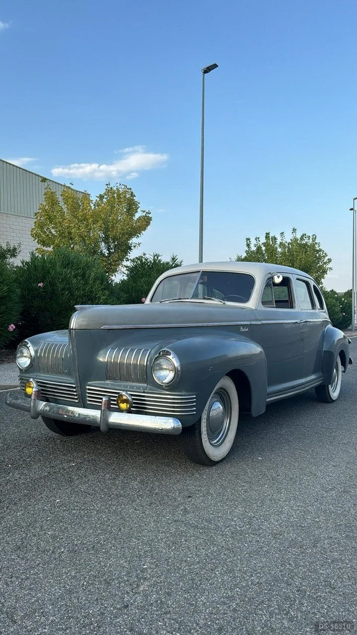 1941 Nash Ambassador Six in Logroño 3