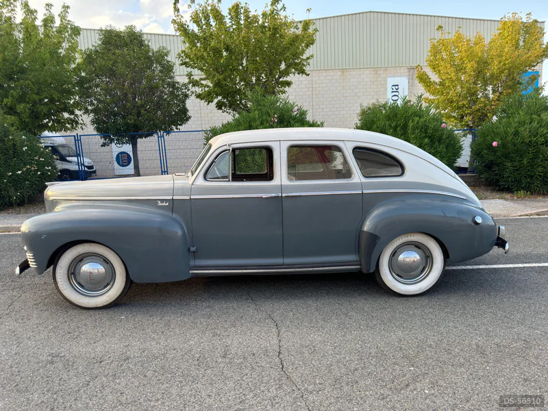 1941 Nash Ambassador Six in Logroño 4