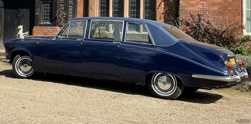 1972 Daimler Ds420 in Berkhamsted 4