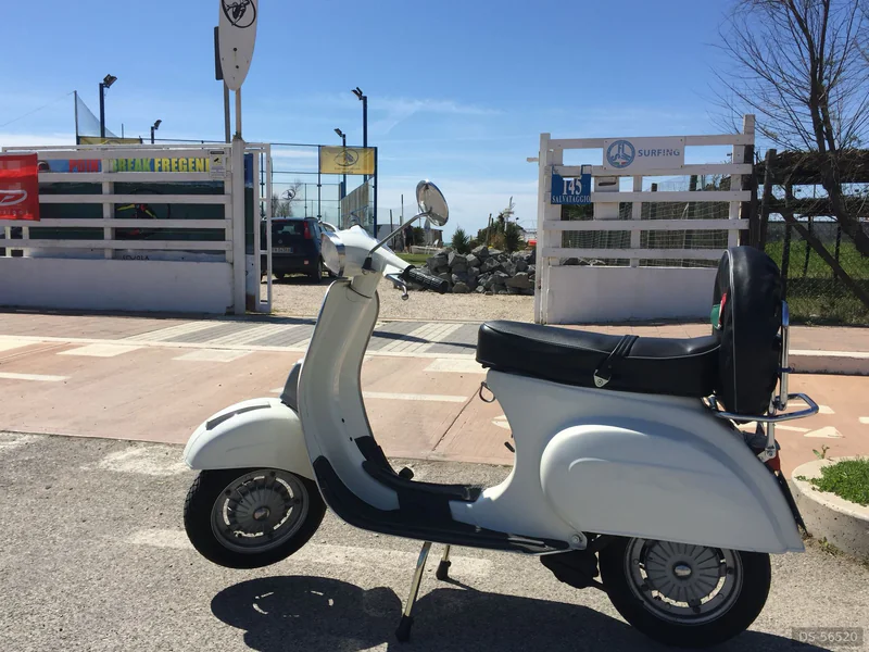 1983 Piaggio Vespa in Roma 2