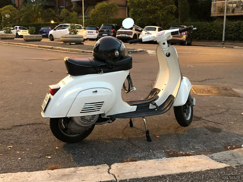 1983 Piaggio Vespa in Roma 4