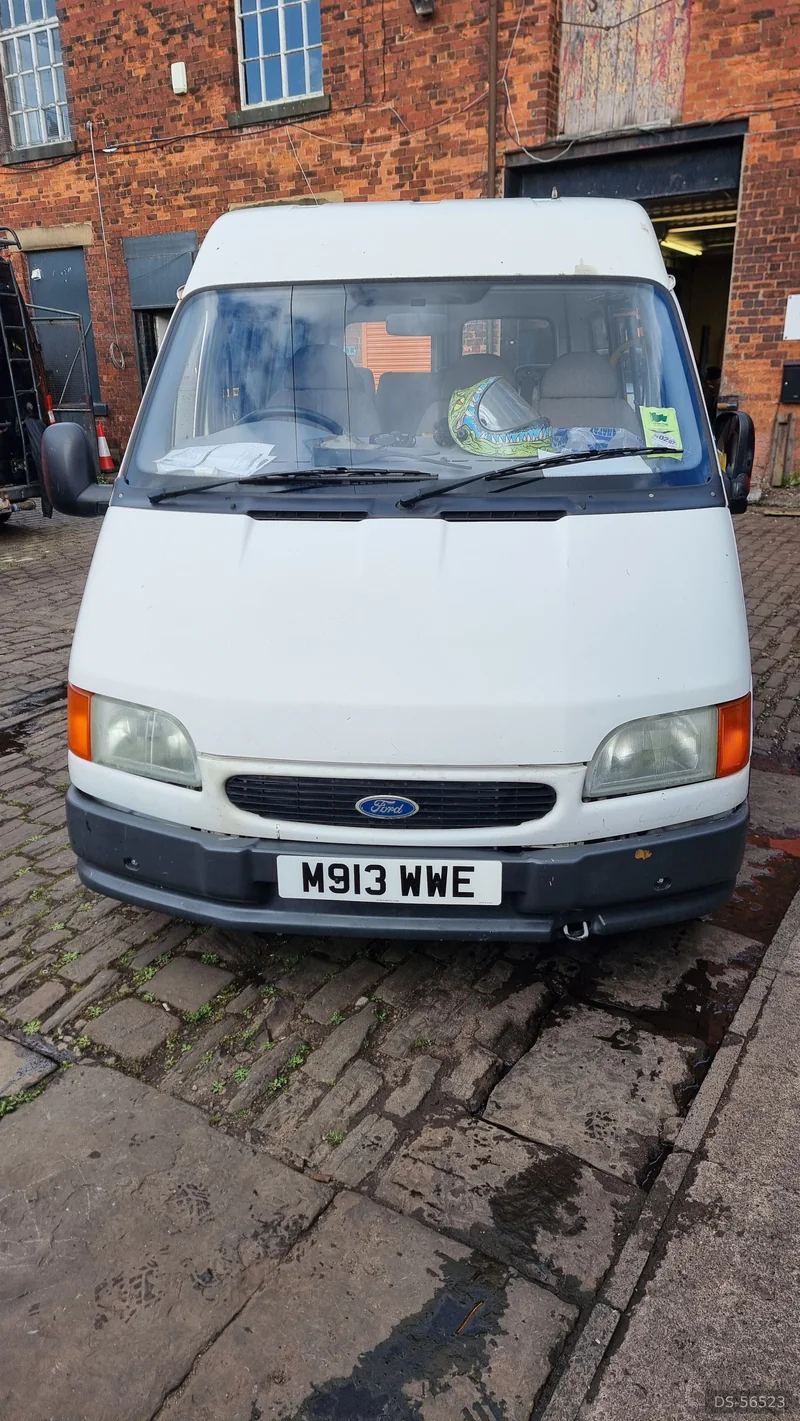 1995 Ford Transit Minibus in Rochdale 3