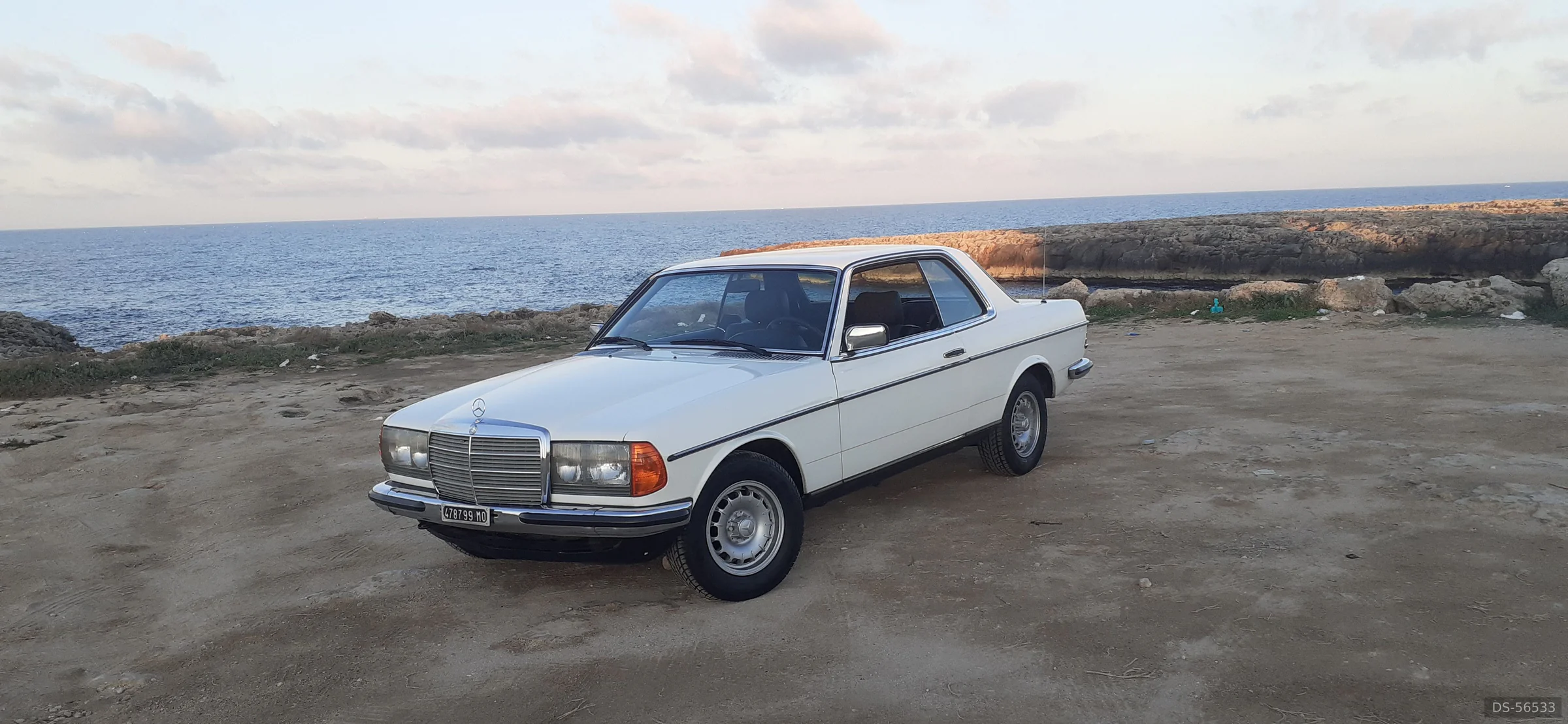 1980 Mercedes-Benz 123.  230coupe