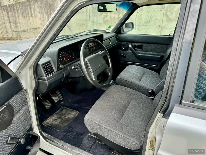 1989 Volvo 240 in Liège 6