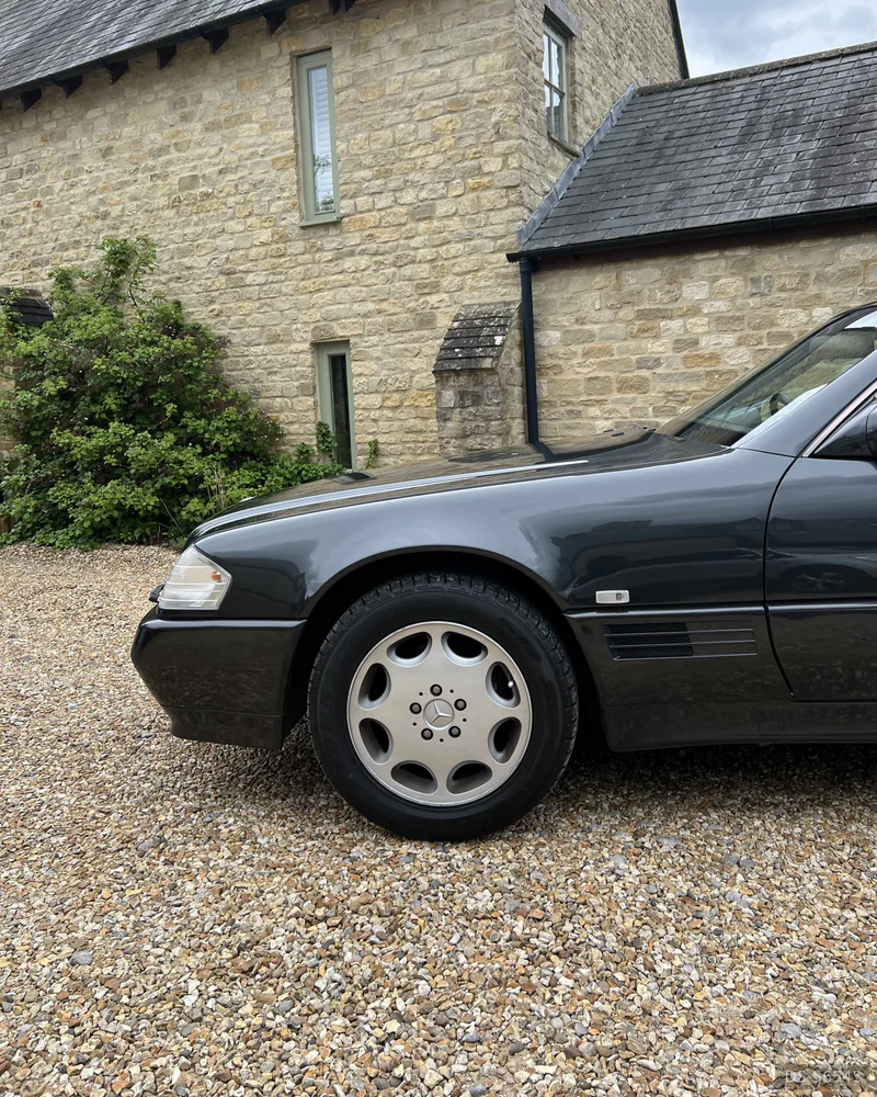 1993 Mercedes-Benz 300 Sl-24 in Oxford 4