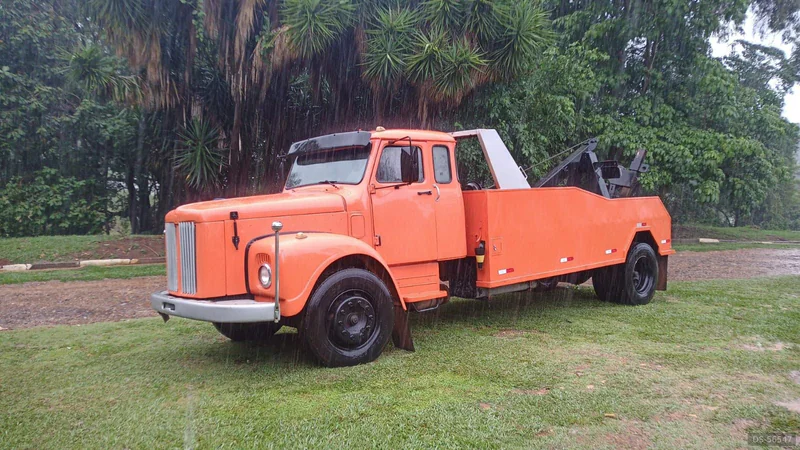 1977 Scania 111S in Bragança Paulista