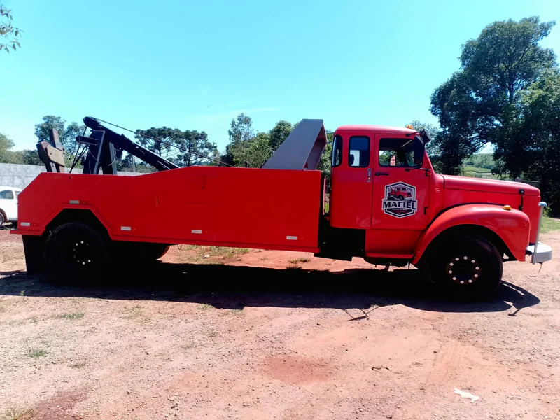 1977 Scania 111S in Bragança Paulista 7