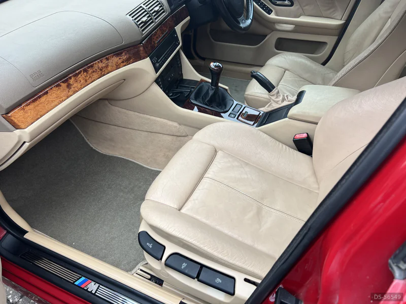 2000 BMW 528i in Tonbridge
