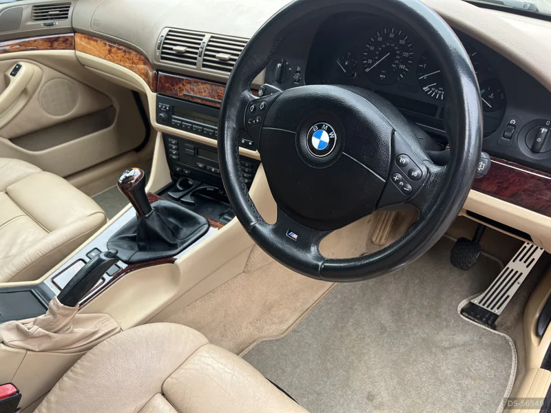 2000 BMW 528i in Tonbridge 2