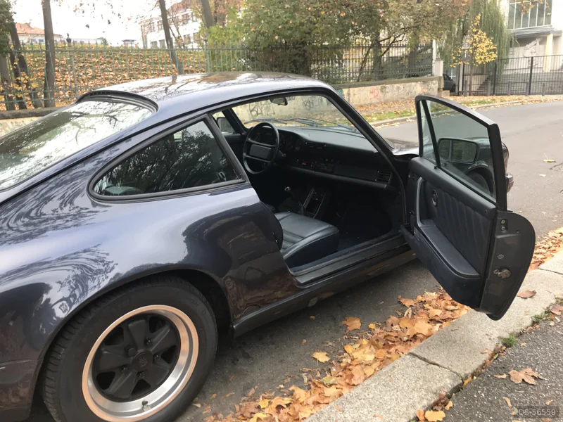 1986 Porsche 911 - 930 Carrera 3.2 G50 in Prague 2