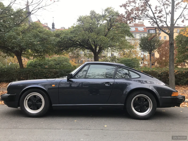 1986 Porsche 911 - 930 Carrera 3.2 G50 in Prague 3
