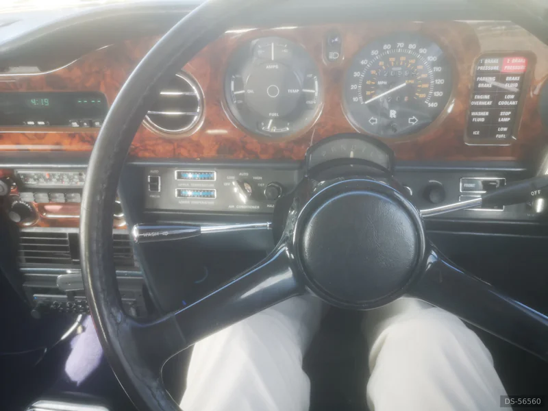 1980 Rolls-Royce Corniche Mk2 in Londra 7